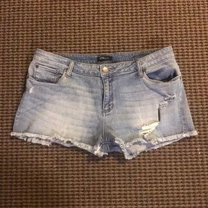 STS blue denim cut off shorts
